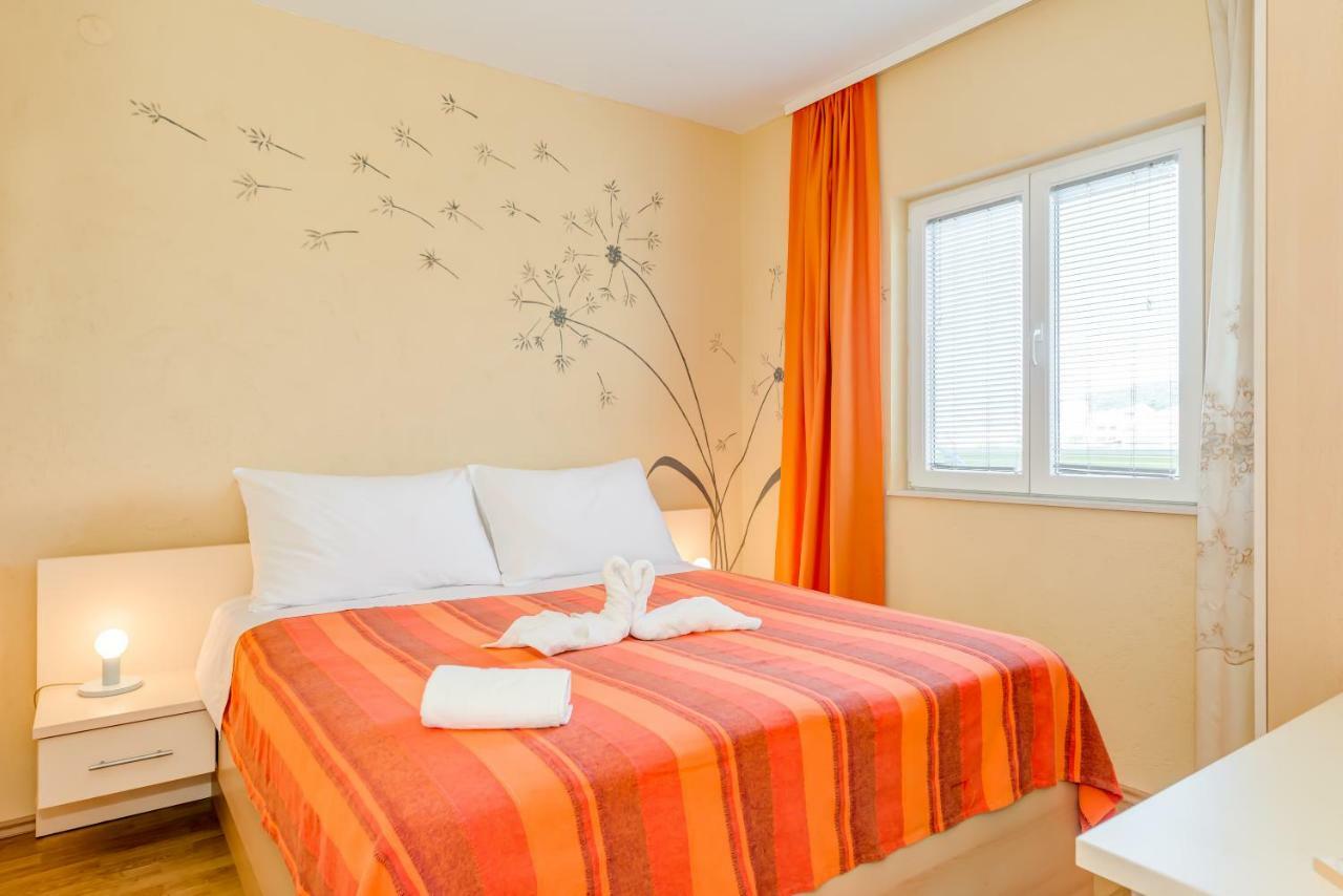 Apartments Petra Trogir Ngoại thất bức ảnh