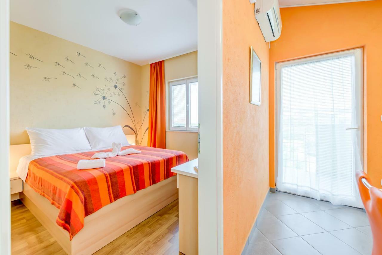 Apartments Petra Trogir Ngoại thất bức ảnh