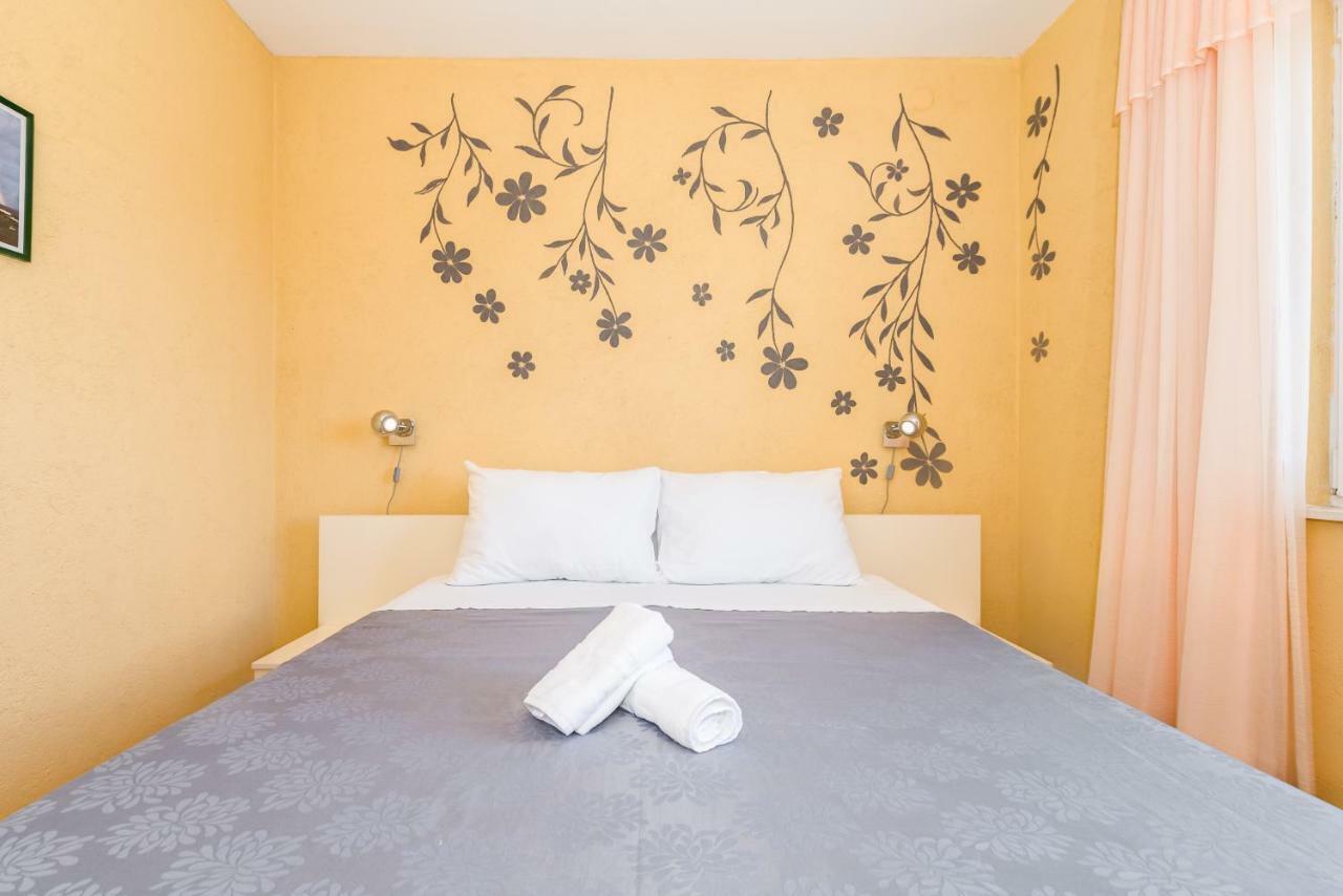Apartments Petra Trogir Ngoại thất bức ảnh